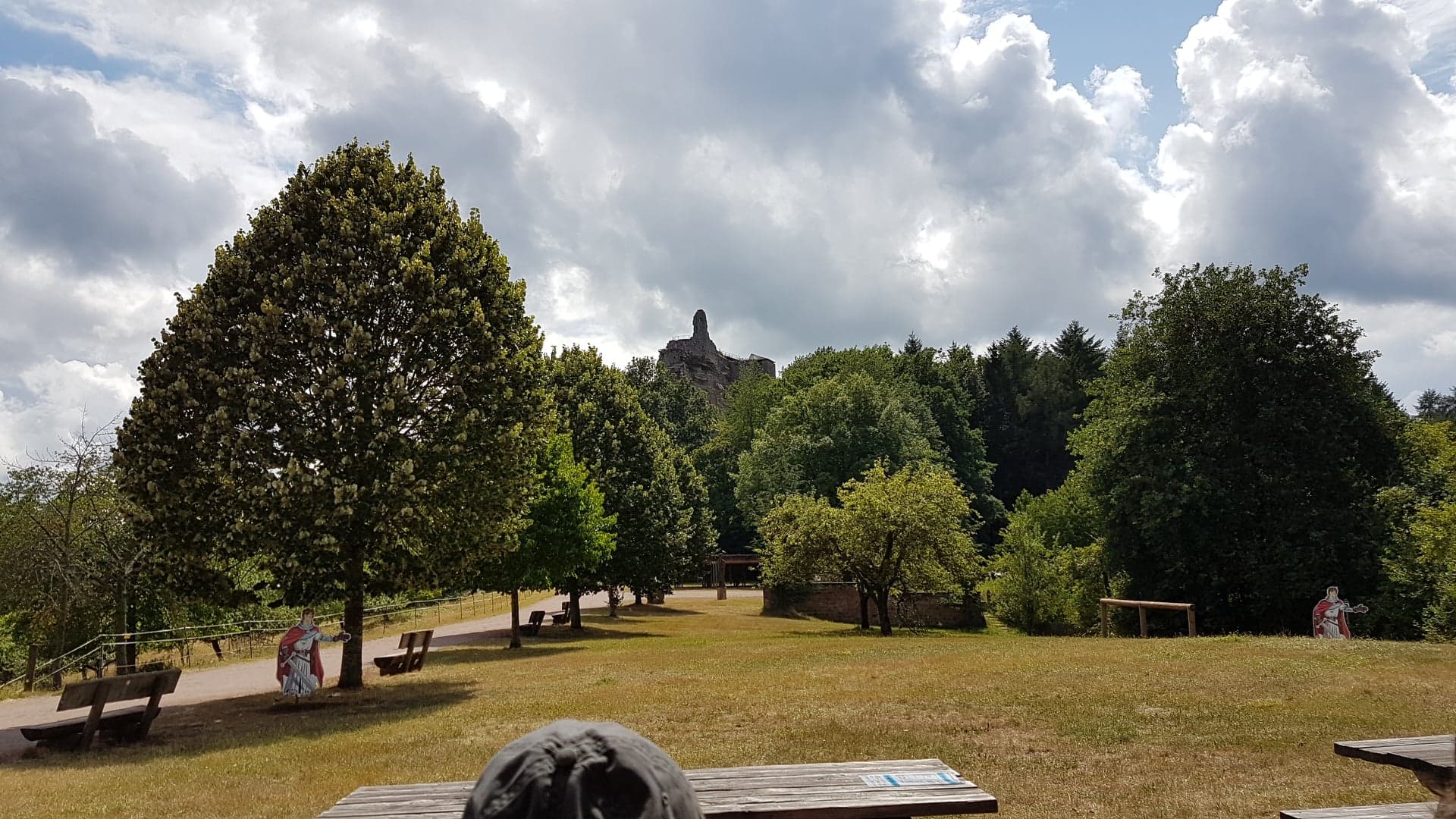 Randonnée Club Vosgien Lièpvre Rombach le franc en Vosges du nord Palatinat, château Fleckenstein, du château du Loewenstein, sentier des roches 15 juillet 2020 -12