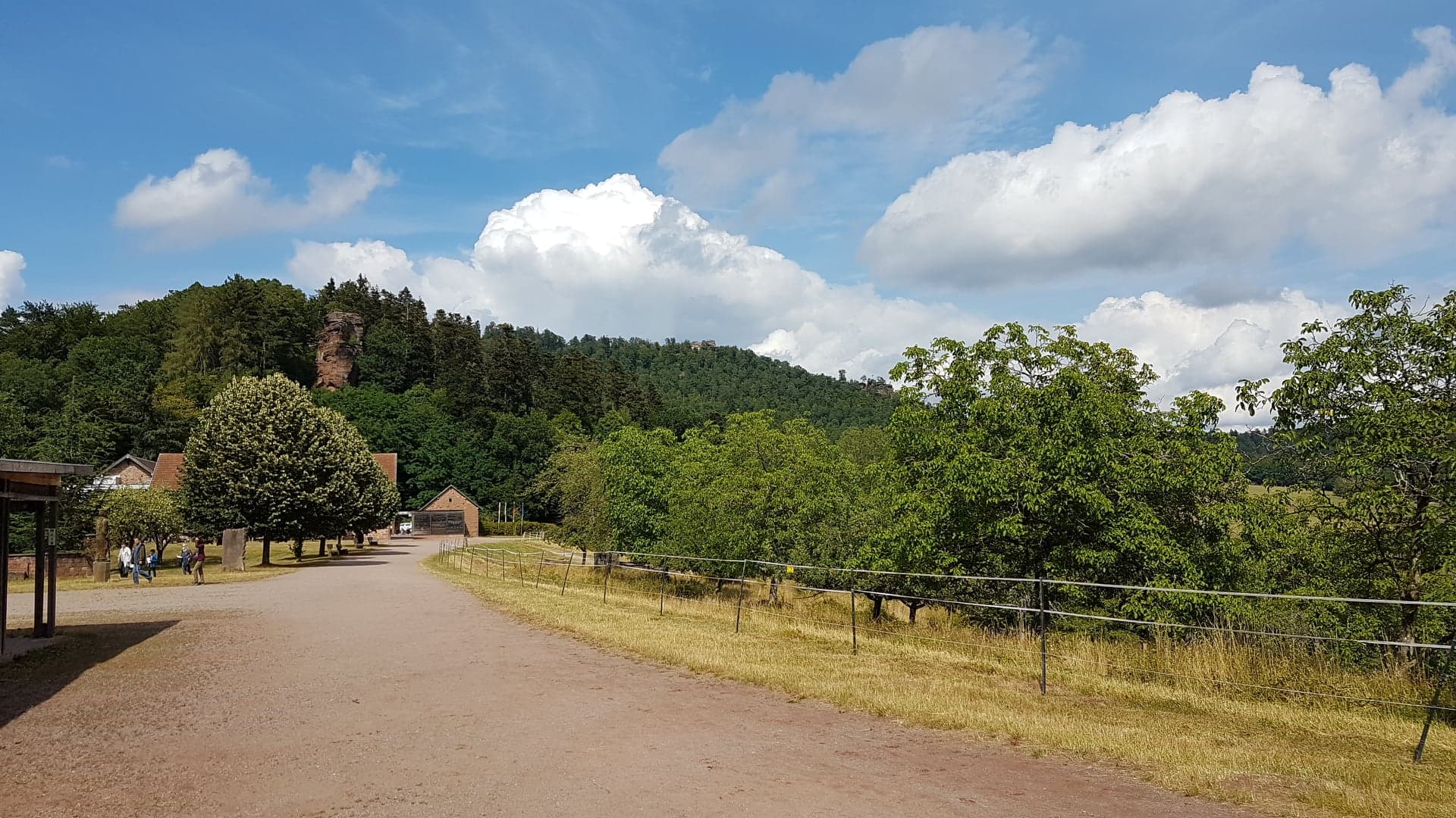 Randonnée Club Vosgien Lièpvre Rombach le franc en Vosges du nord Palatinat, château Fleckenstein, du château du Loewenstein, sentier des roches 15 juillet 2020 -7